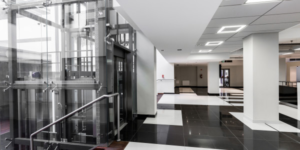 Proyectos de Rehabilitaciones en Santa Coloma de Gramenet · Instalación de Ascensores