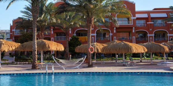Proyectos Construcción de Piscinas en Santa Coloma de Gramenet · Piscinas para Comunidades Vecinos / Propietarios